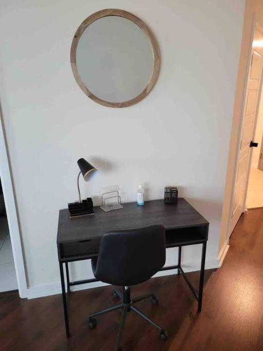 Luxury Apt 3 Mins To Dt Tampa -Pool-Gym-Balcony Exterior photo